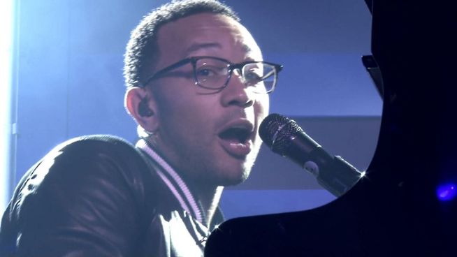 Pause für Eltern: John Legend verteidigt seine Frau